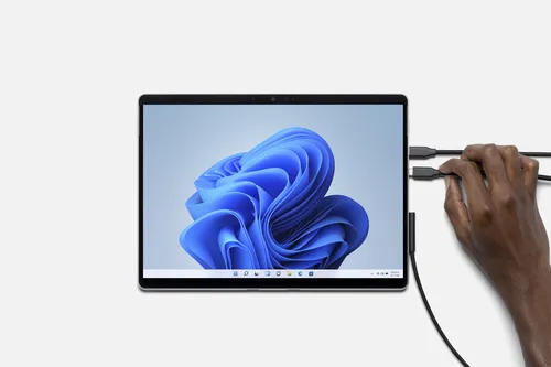 MICROSOFT Surface Pro8 i5-1145G7 8Go 256Go 13" - Port USB
