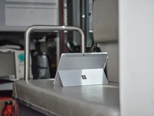 Illustration of product : MS Surface Go3 LTE i3-10100Y 8Go 256Go (24)